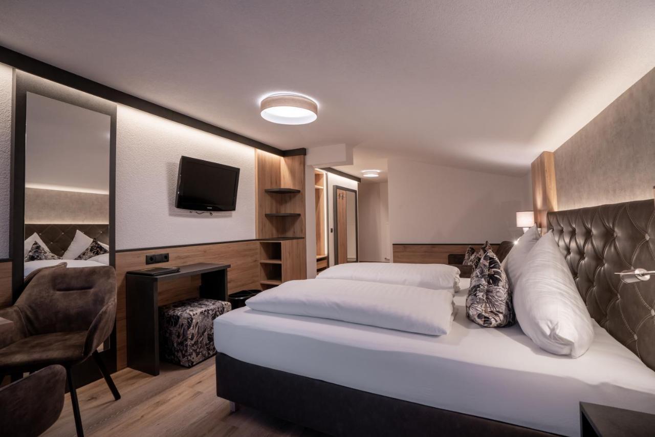 Alphotel Garni Salner อิสชเกิล ภายนอก รูปภาพ