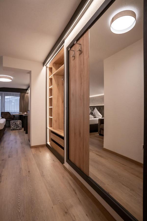 Alphotel Garni Salner อิสชเกิล ภายนอก รูปภาพ