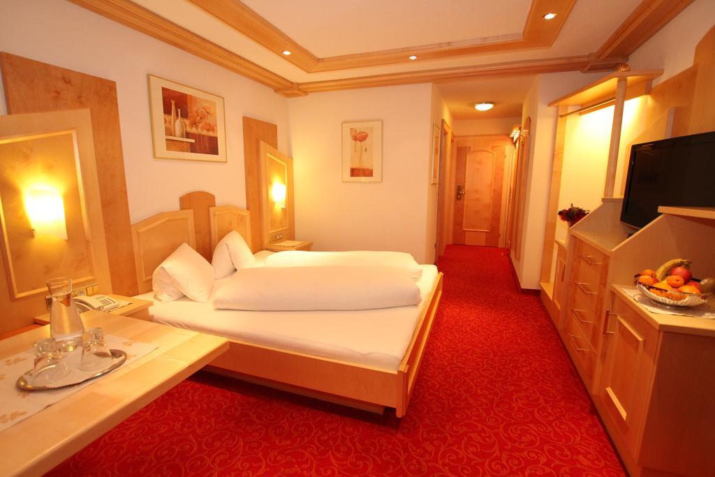 Alphotel Garni Salner อิสชเกิล ภายนอก รูปภาพ